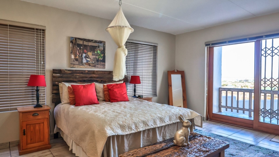 5 Bedroom Property for Sale in Long Acres Country Estate Western Cape